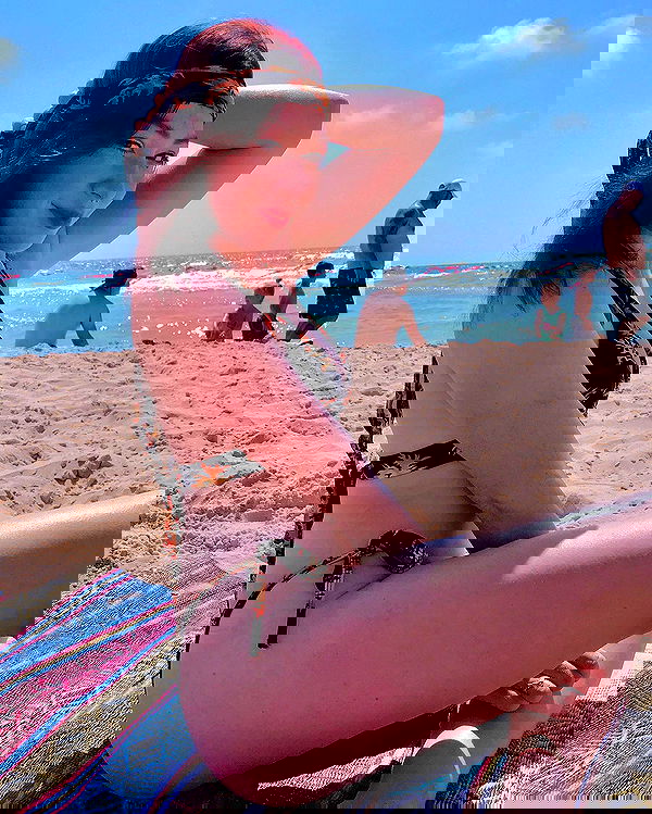 eveliniya eveliniya archive image