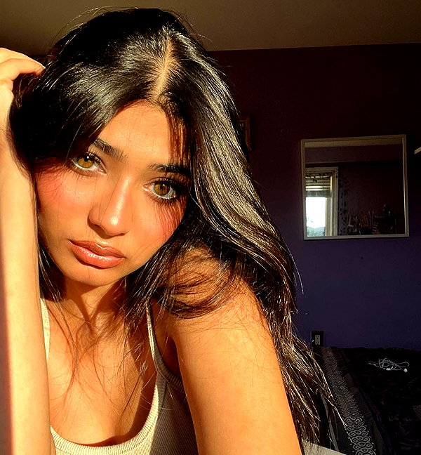 baddiesessence instagram image archive image
