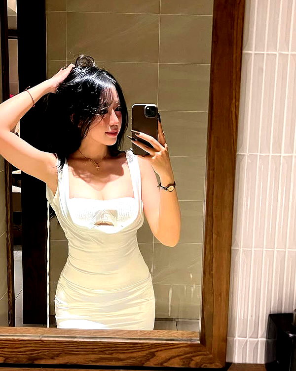 lyhythuedoxinh instagram image archive image