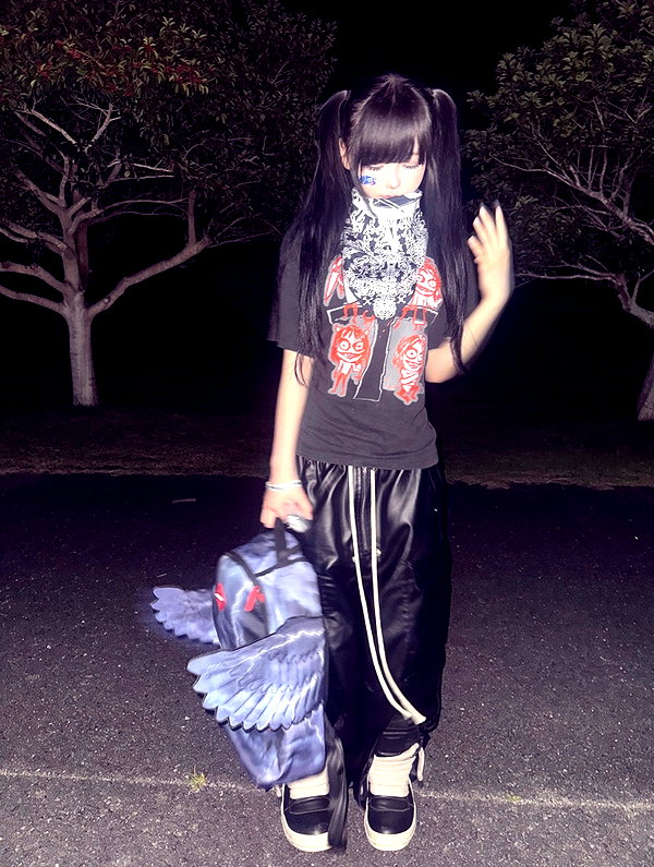 9unxx7 instagram image archive image