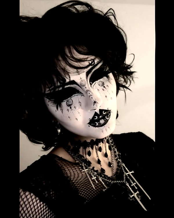 darkblueyoshii instagram image archive image