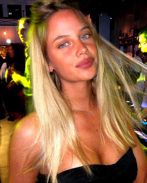 barzomer instagram image archive image