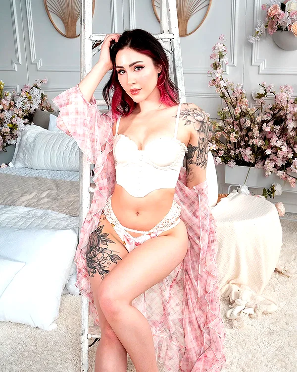 luxlo.xo instagram image archive image