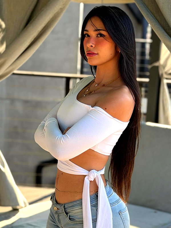 aishahsofey instagram image archive image