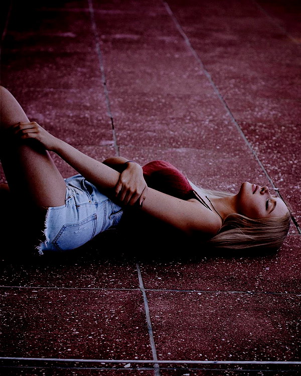 lilih instagram image archive image