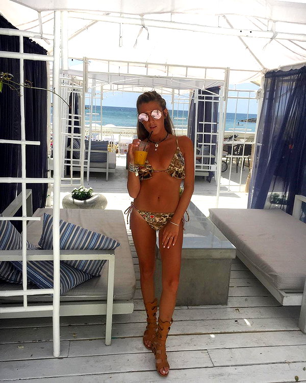 annezivi instagram image archive image