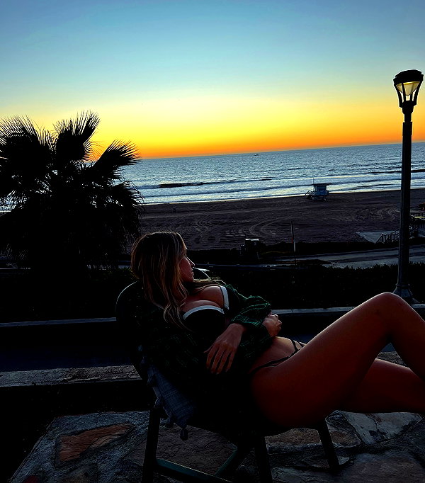 kaylasimmmons instagram image archive image
