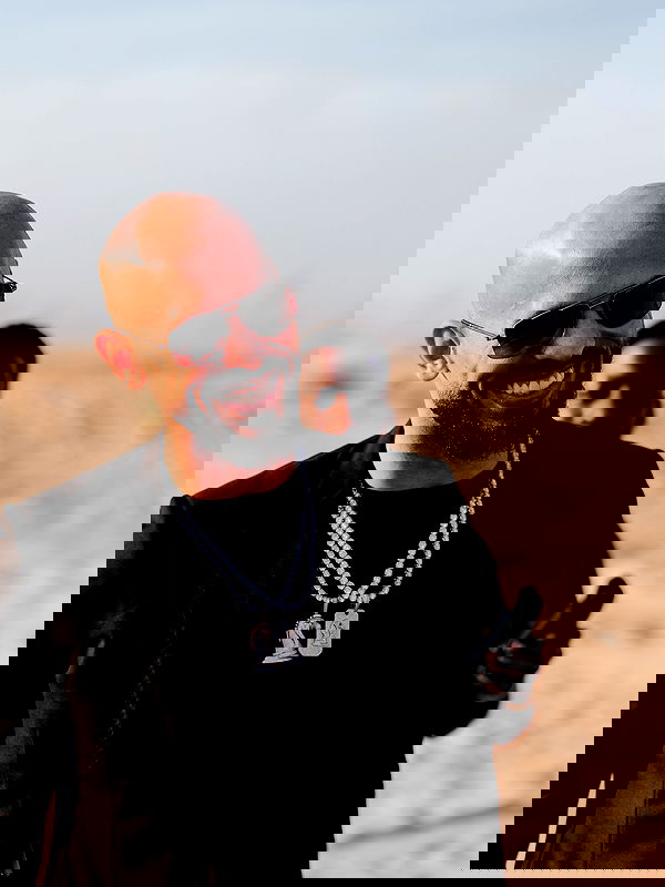 tateauraa tateauraa archive image