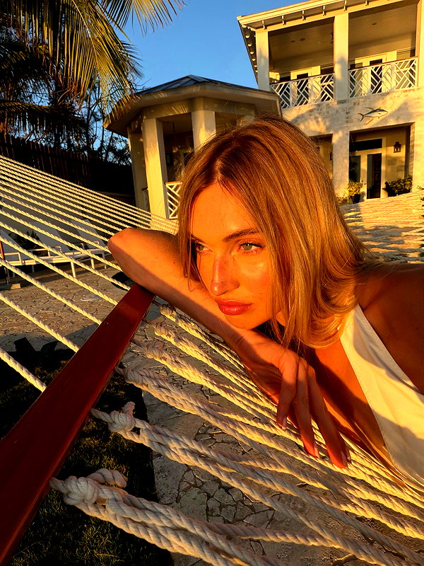 chelsnamsayin instagram image archive image
