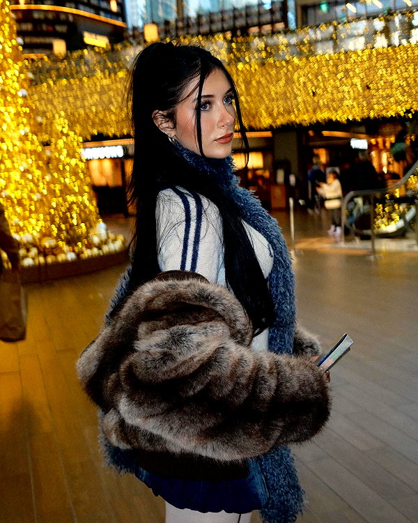 ellianawalmsley instagram image archive image