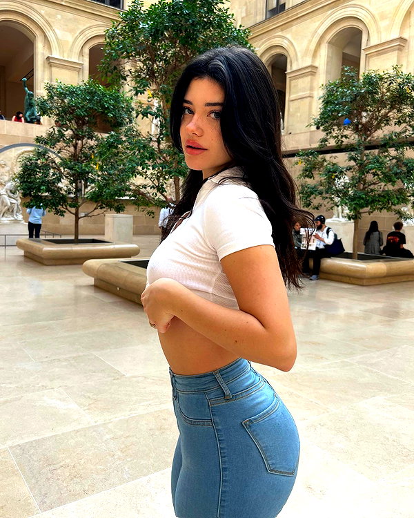 vanessa.rhd instagram image archive image