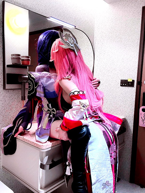 gallery_cosplayer instagram image archive image
