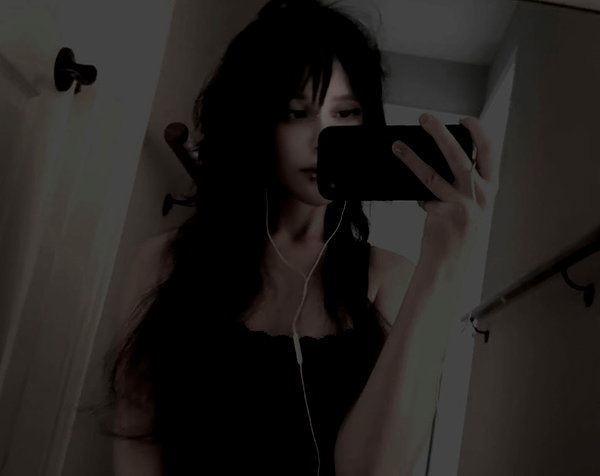 emeurie instagram image archive image