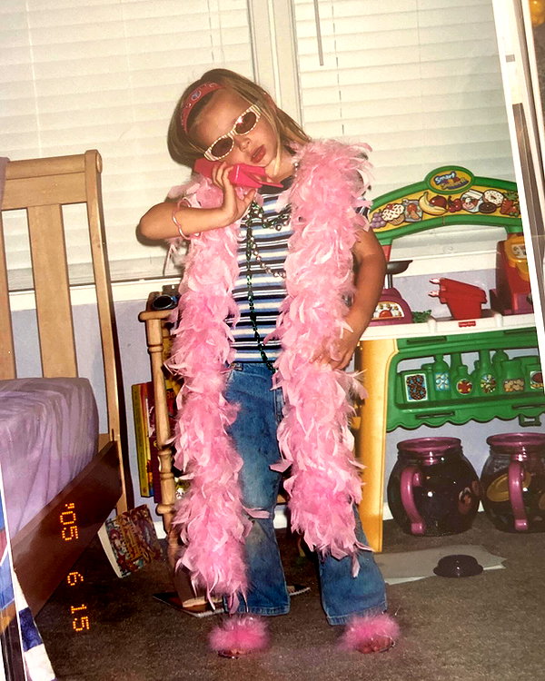 ch111oe instagram image archive image