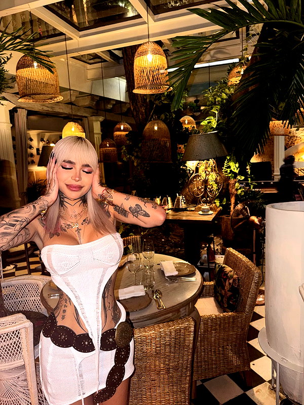 vampire_melanie instagram image archive image
