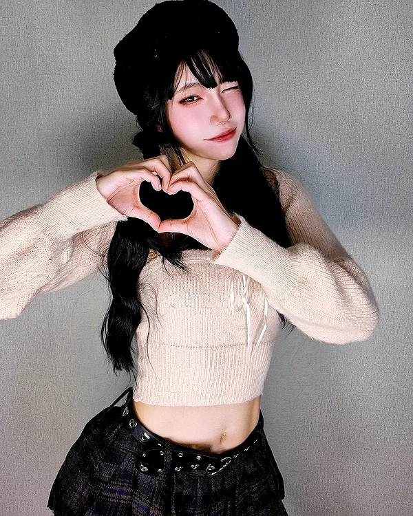 bora__look instagram image archive image