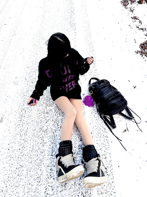 9unxx7 instagram image archive image