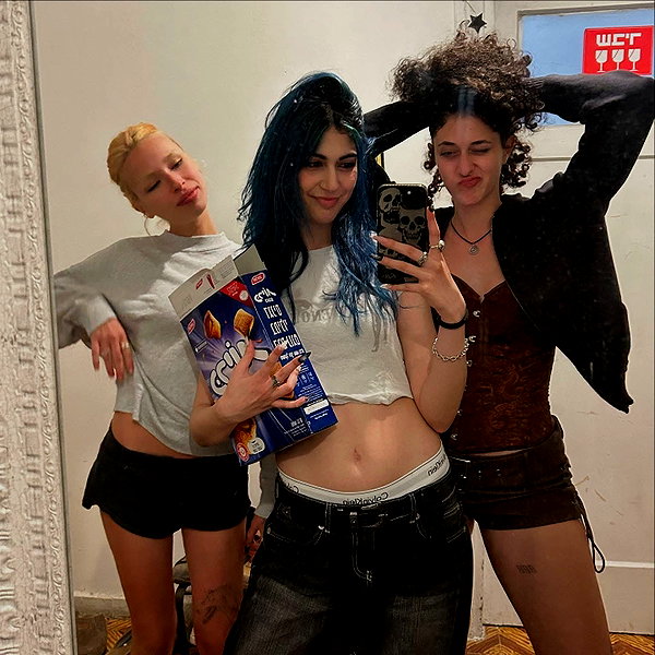 ayash.hila instagram image archive image