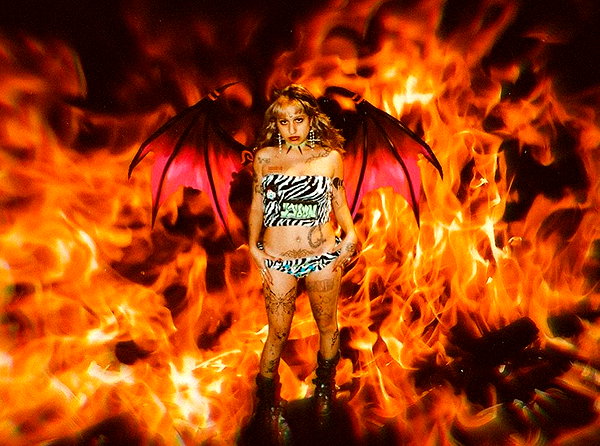 naamasini instagram image archive image