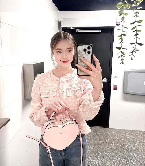 1uvgabi instagram image archive image