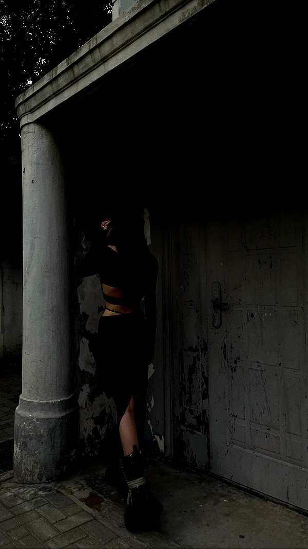 chuihon_ instagram image archive image