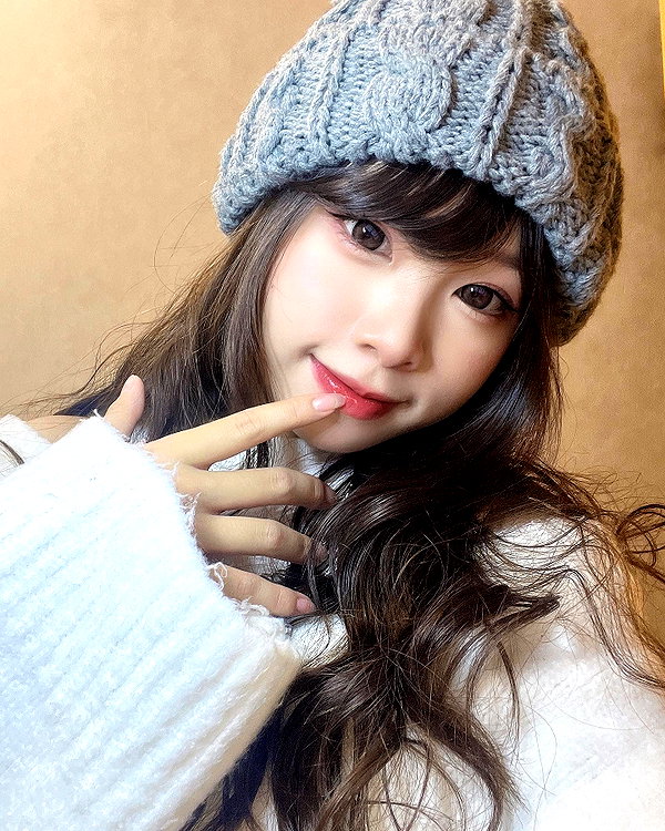 e.shao_417 instagram image archive image