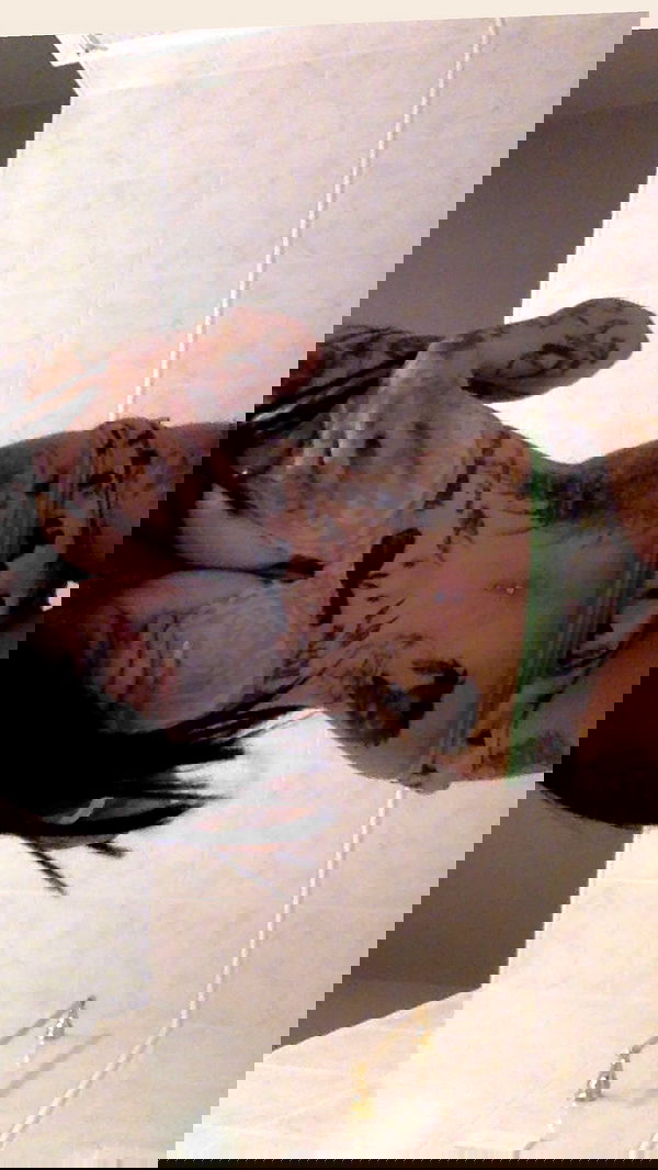 zommmbri zommmbri archive image