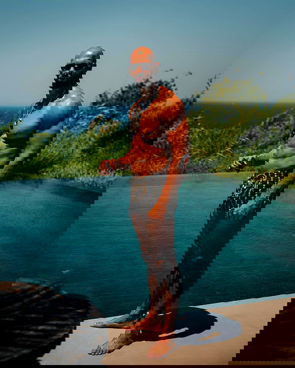 tateauraa tateauraa archive image