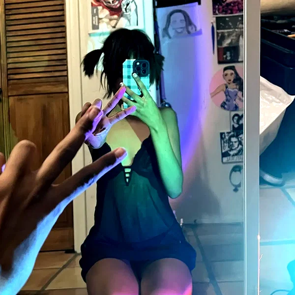 vanta.vinny instagram image archive image
