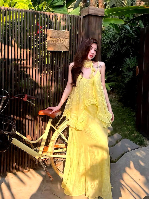 lyhythuedoxinh instagram image archive image
