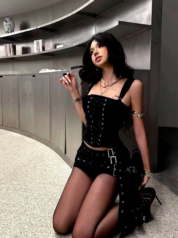 lyhythuedoxinh instagram image archive image