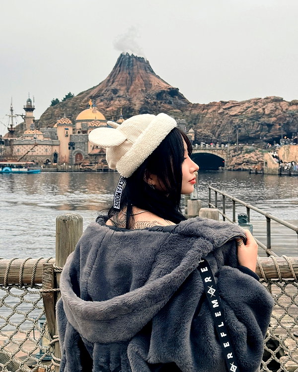 atlaseuu instagram image archive image