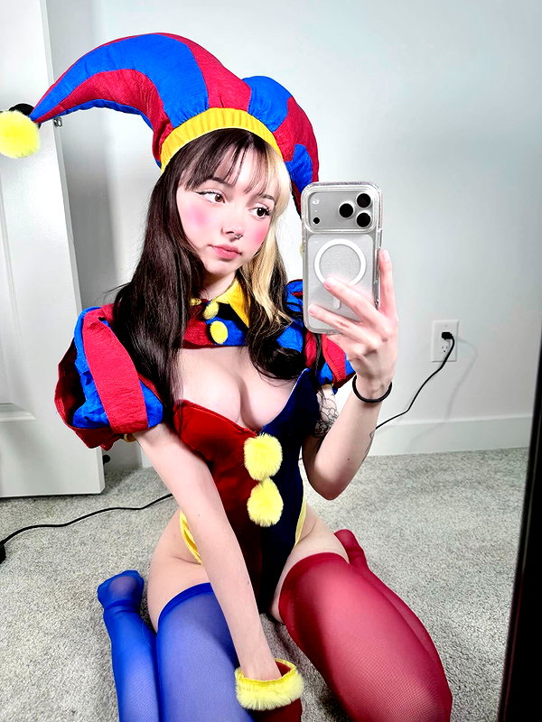 mia4rentz instagram image archive image