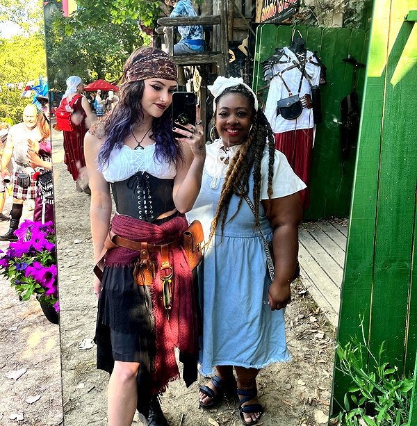 megann_eliizabeth instagram image archive image