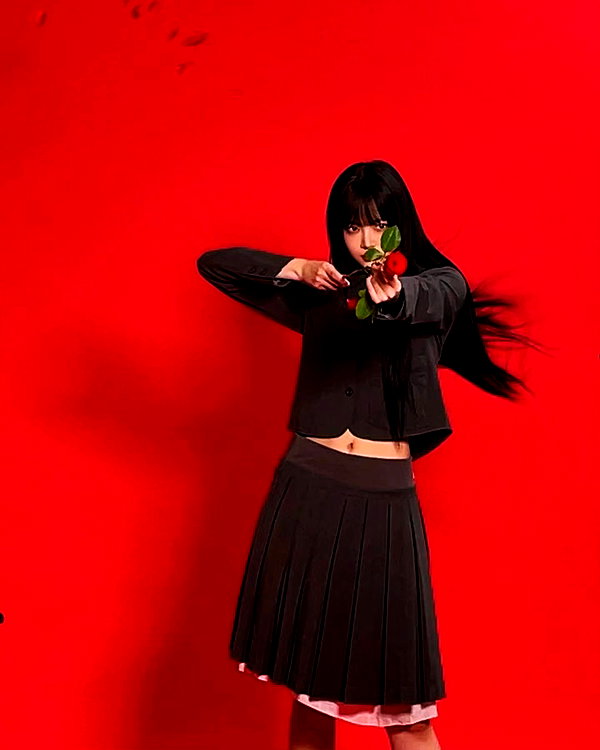 hhh.e_c.v instagram image archive image