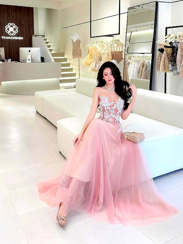 lyhythuedoxinh instagram image archive image