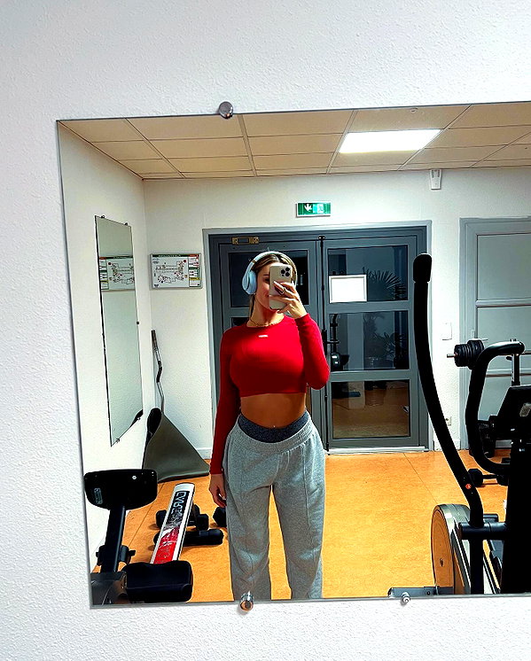 kaylasimmmons instagram image archive image