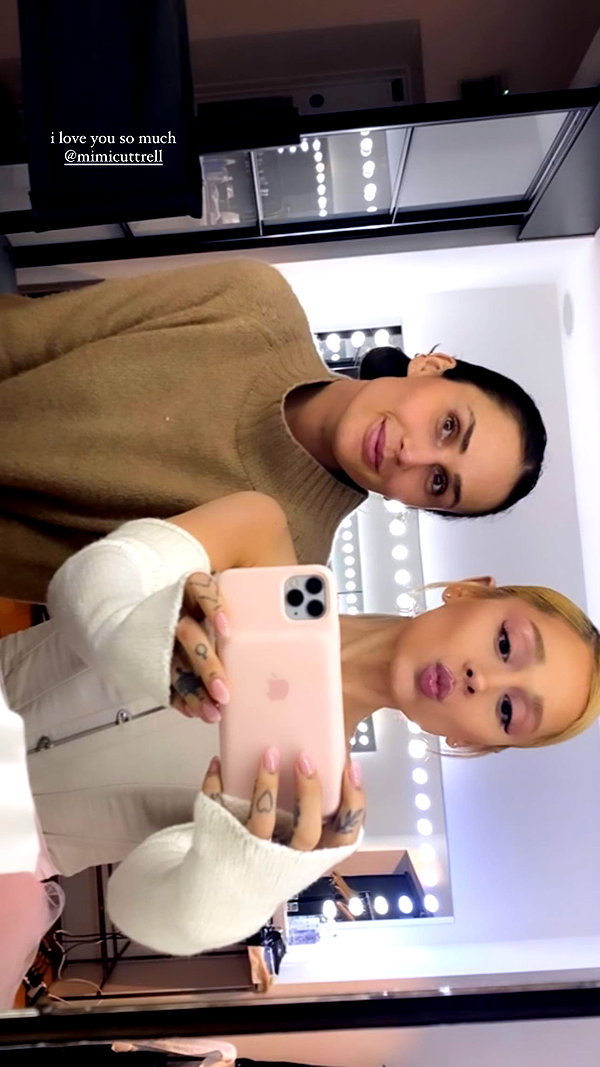arianagrande instagram image archive image