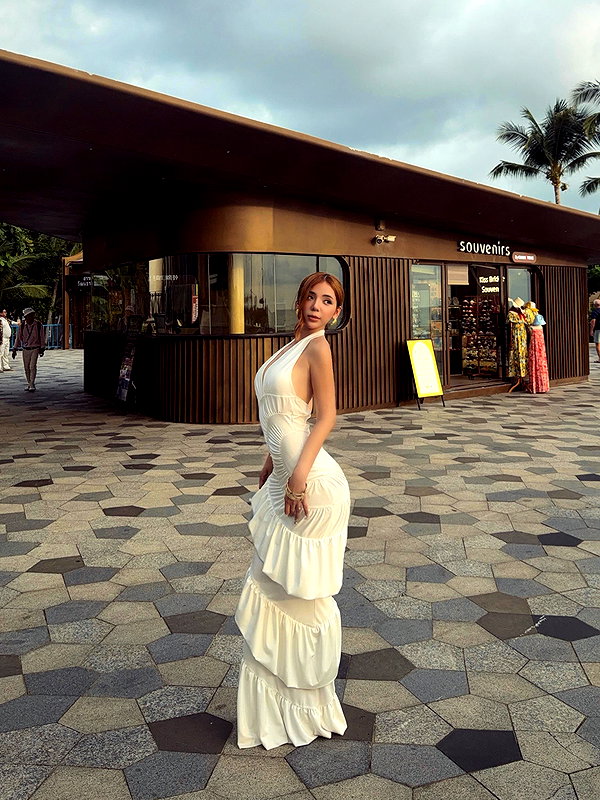 lyhythuedoxinh instagram image archive image