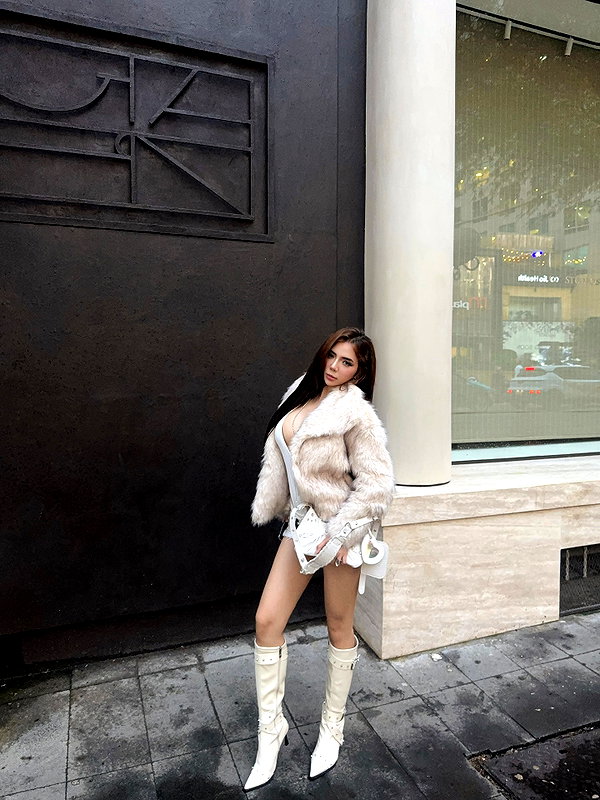 lyhythuedoxinh instagram image archive image