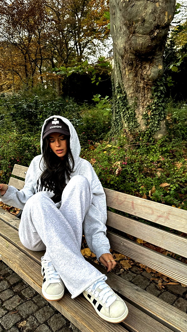 zoeliss instagram image archive image