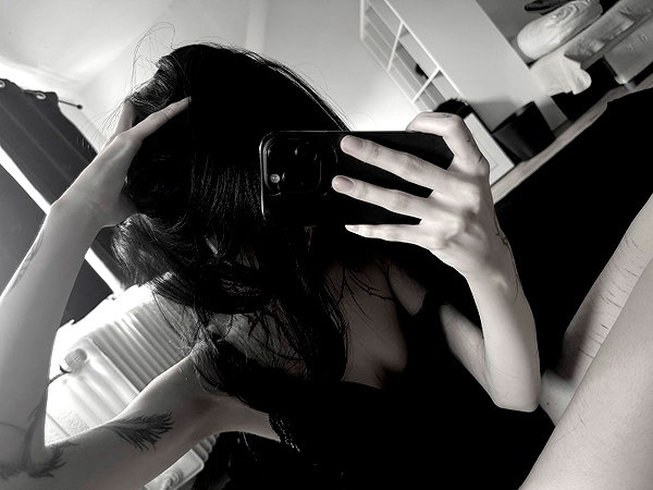 annaemiliaz instagram image archive image