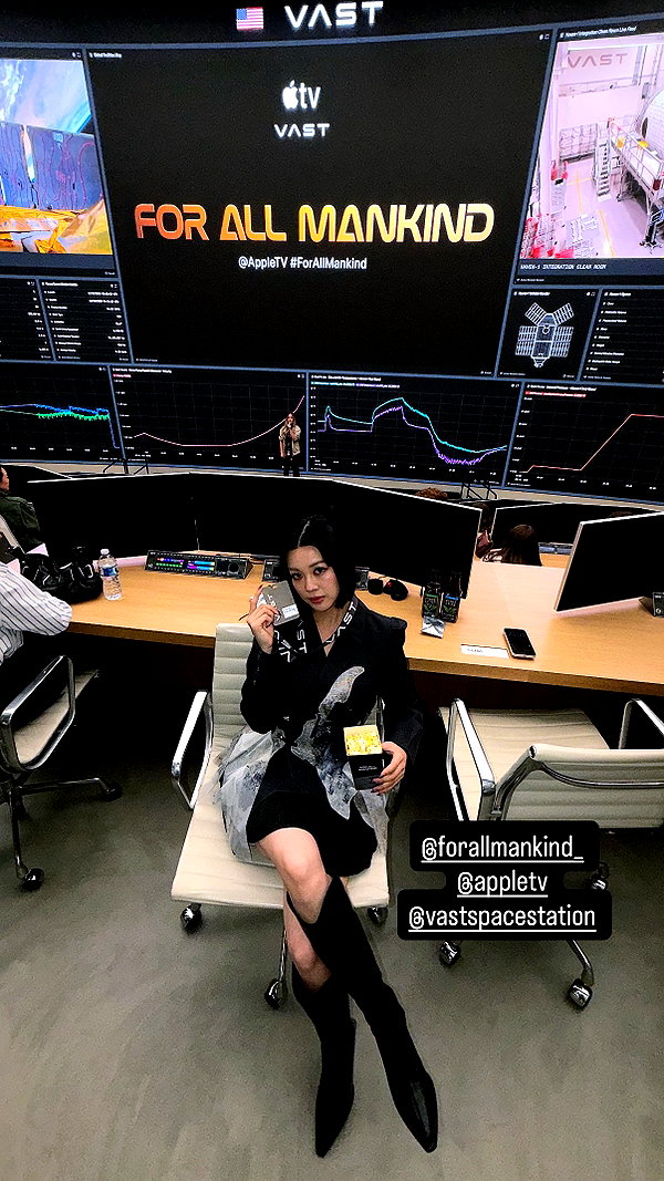 emily.ghoul instagram image archive image