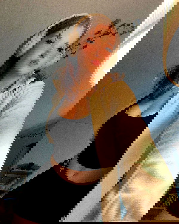 m1chelleluna m1chelleluna archive image