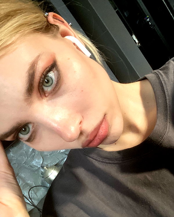 anya4everr instagram image archive image