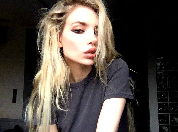 alien.hanna instagram image archive image