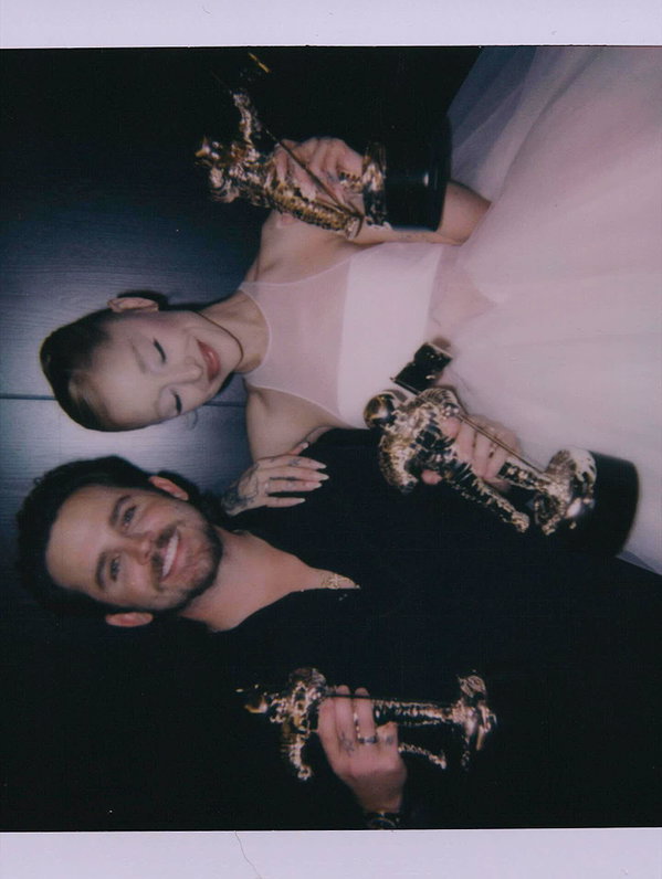 arianagrande instagram image archive image