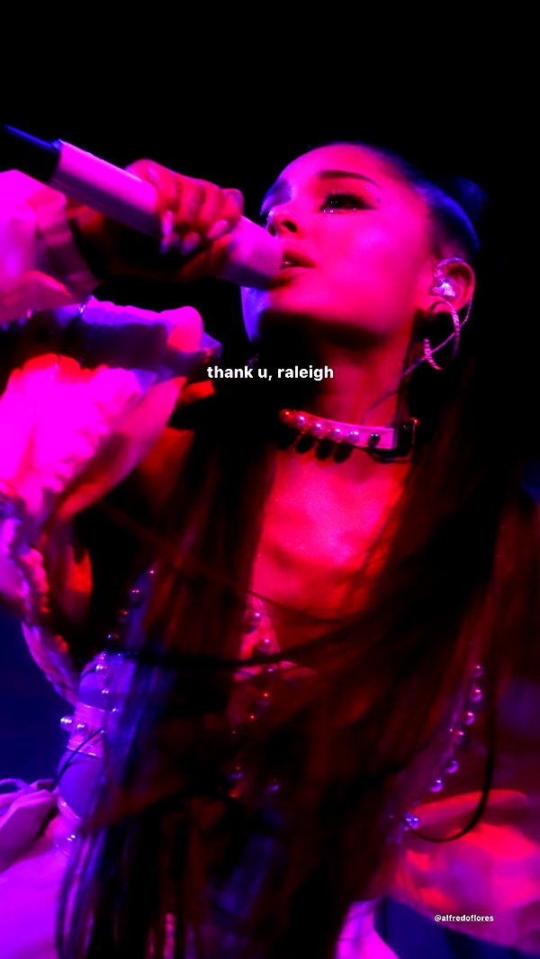 arianagrande instagram image archive image