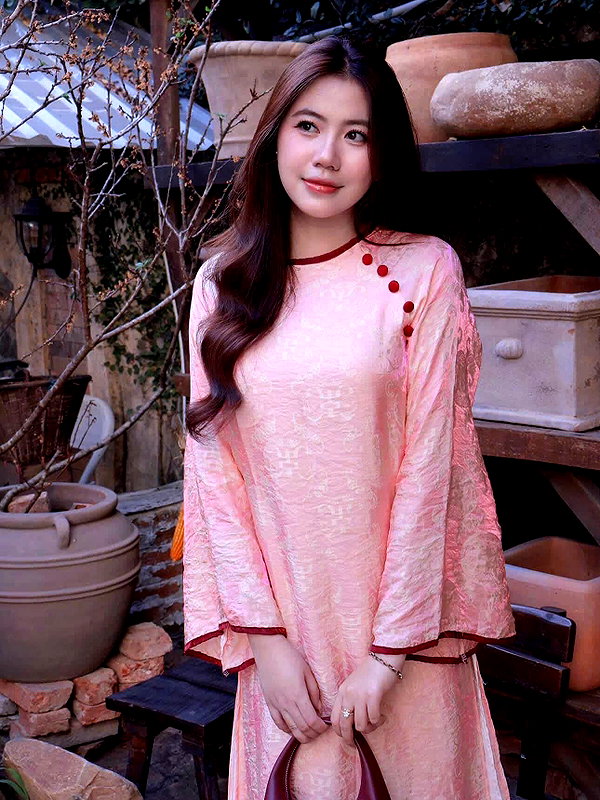 lyhythuedoxinh instagram image archive image