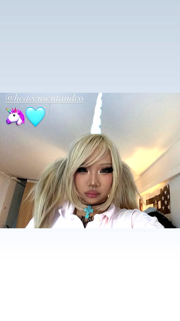 Archived image from @lovemeize on Instagram